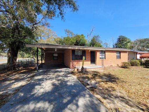3418 W Yonge St. Pensacola: MOVE-IN SPECIAL: HALF OFF YOUR FIRST FULL MONTH’S RENT! – photo 1