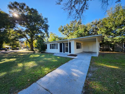 5501 Mayfair Dr. Pensacola, FL 32506. MOVE-IN SPECIAL: HALF OFF YOUR FIRST FULL MONTH’S RENT! – photo 1