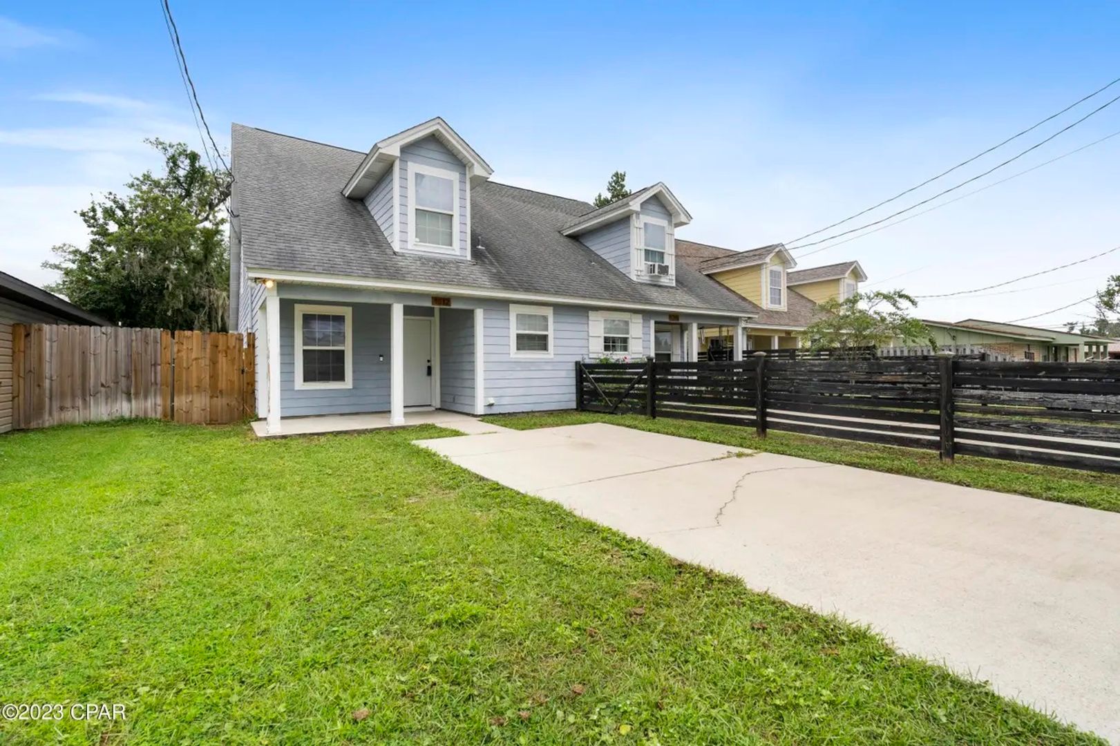 Lynn Haven Townhome: 1312 Minnesota Ave