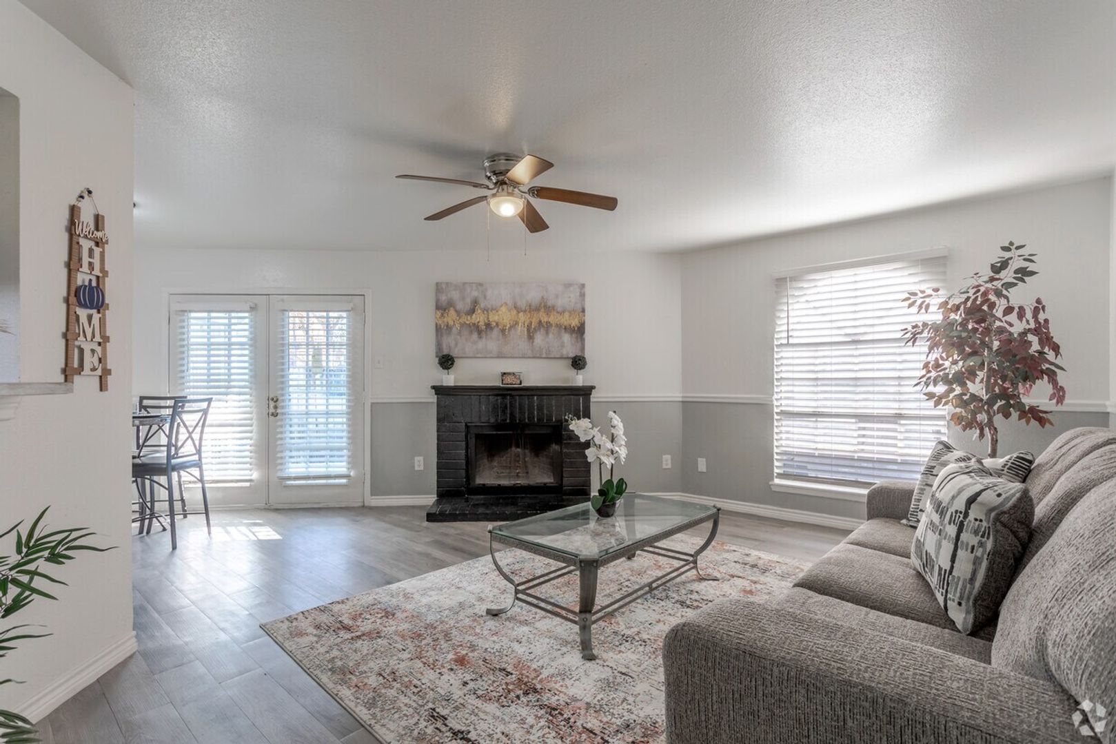 Dallas Apartment: 7501 Chesterfield Dr