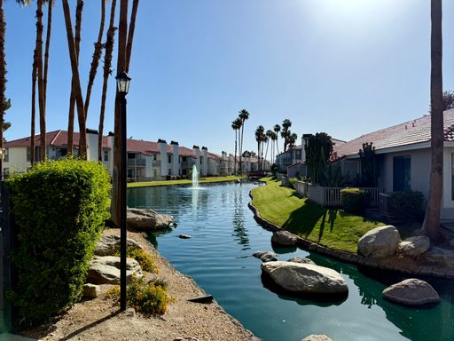 Charming 1-Bedroom Condo in a Prime Palm Desert Location – photo 1
