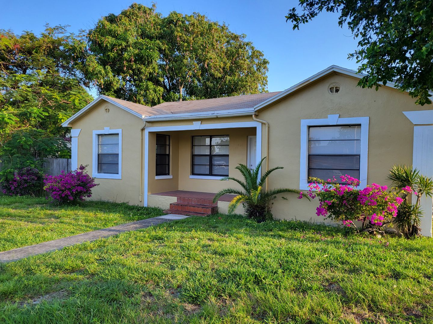 Delray Beach House: 401 S.W. 10th St.