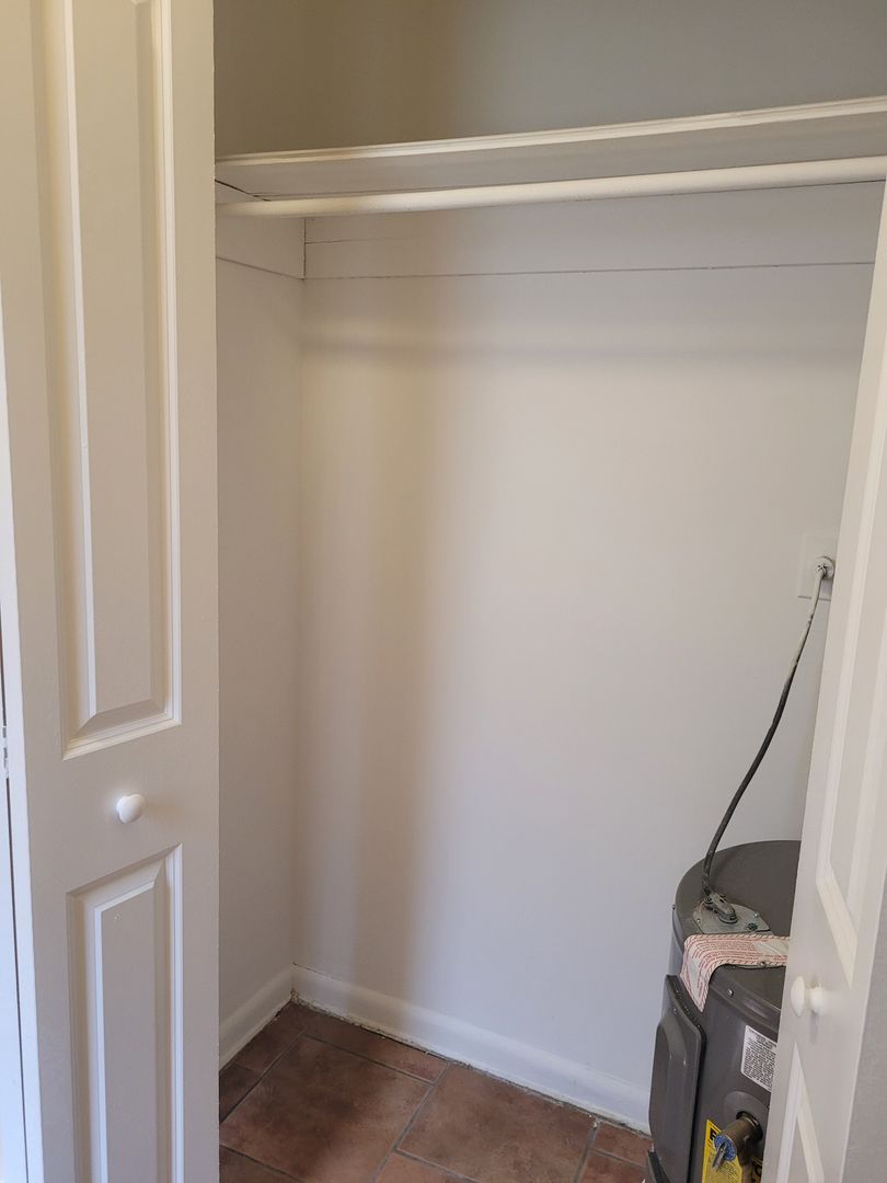 West Palm Beach Apartment: 1016 L. A. Kirksey St.