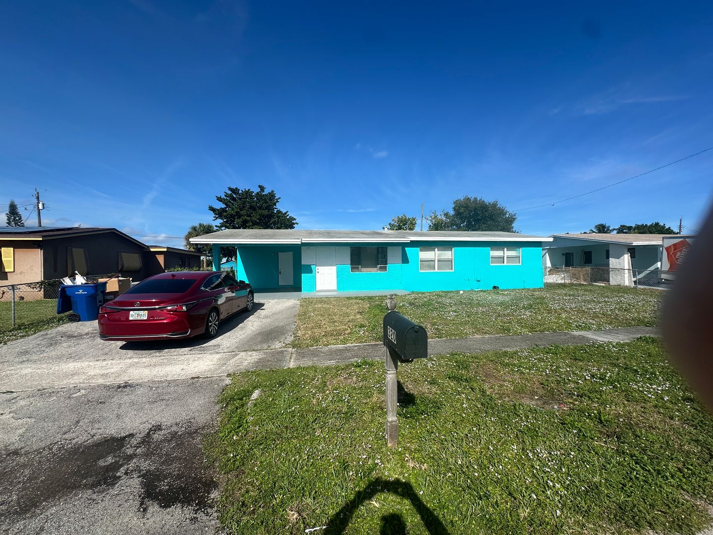 Riviera Beach House: 320 W. 16th Way