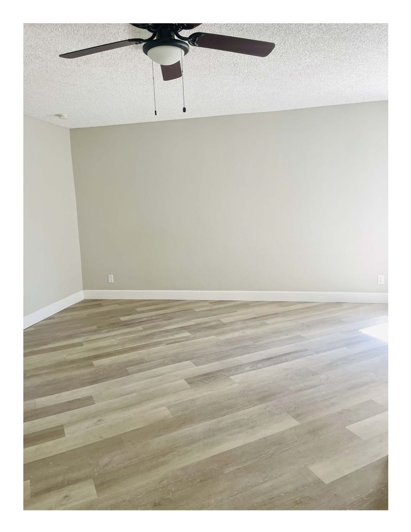 Palm Springs Apartment: 2580 E Tahquitz Canyon Way