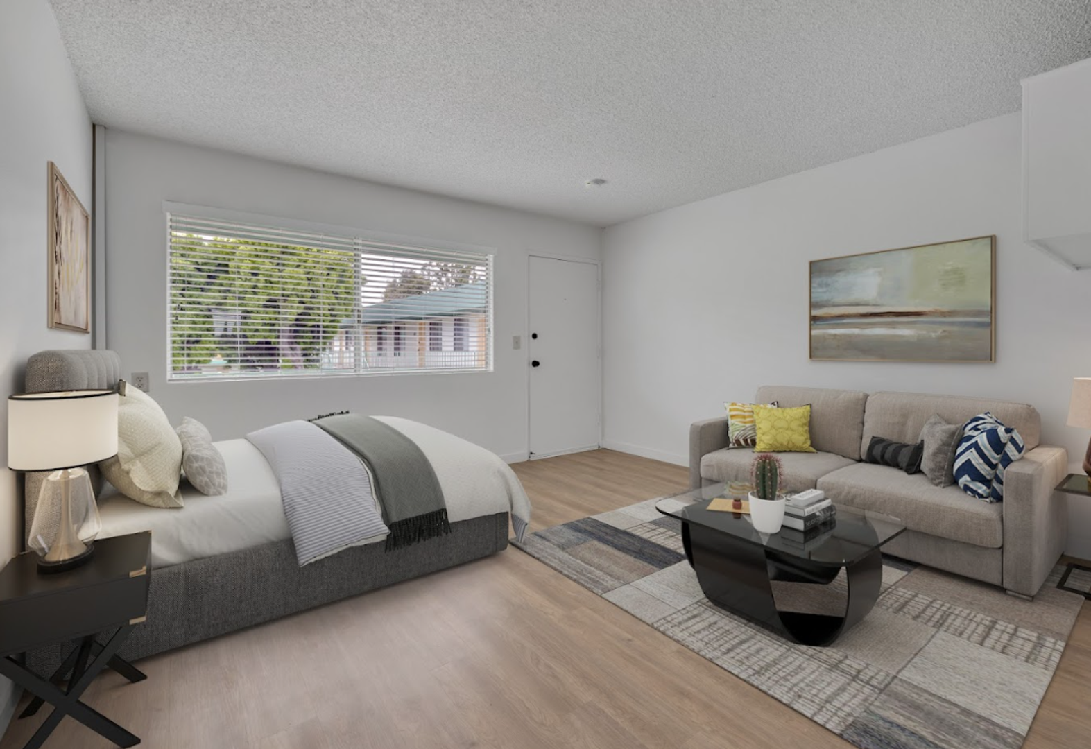 Long Beach Apartment: 4800 Clair Del Ave