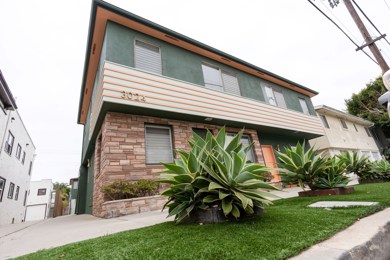 Long Beach Apartment: 3024 E. Third Street