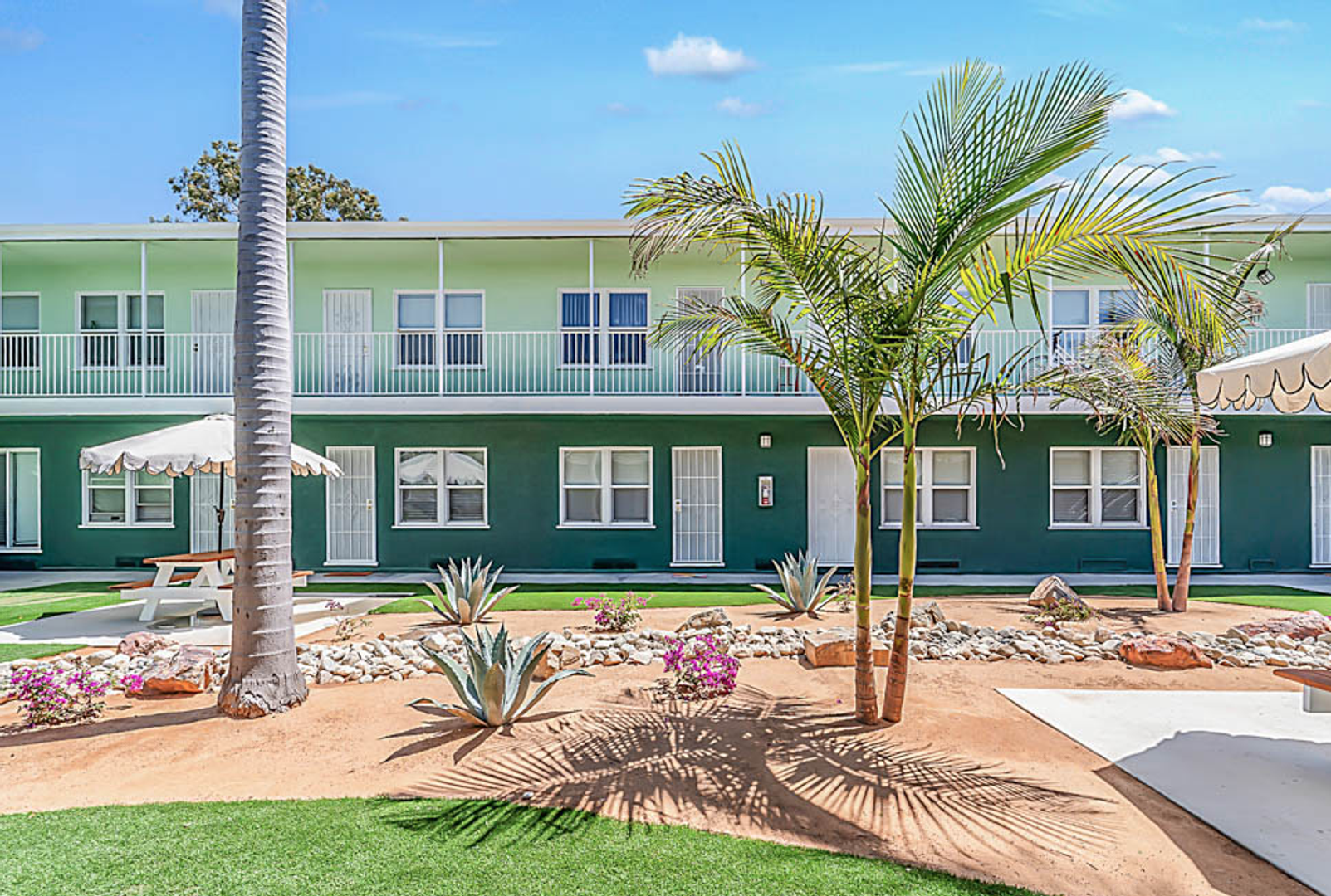 Long Beach Apartment: 1216 E. 3rd Street