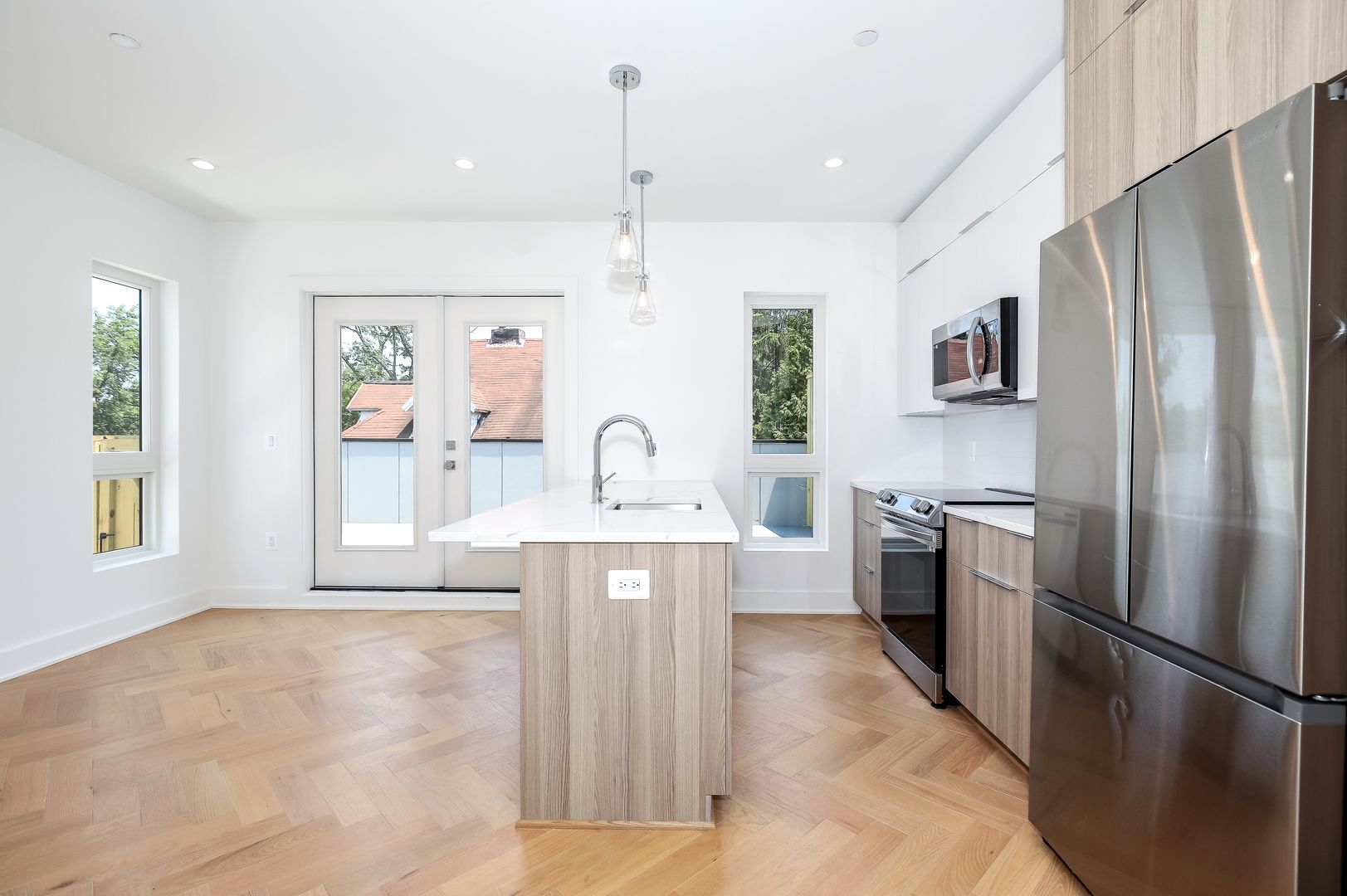 Washington Apartment: The Cardinal