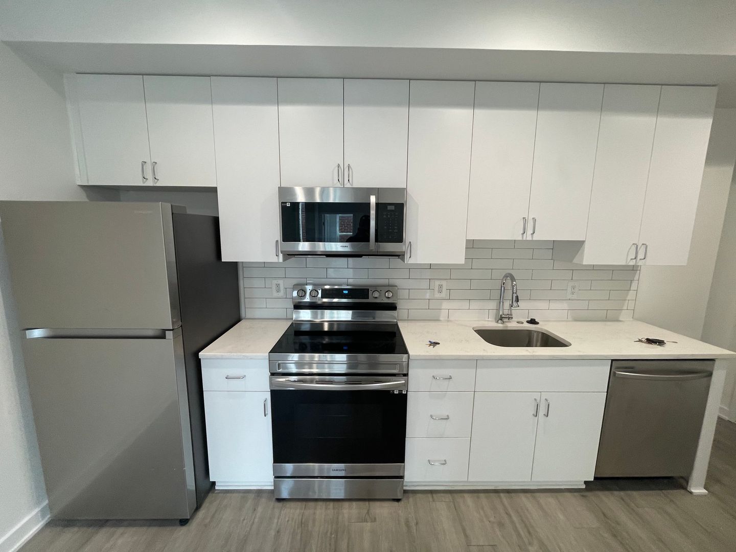 Washington Apartment: 2217 Minnesota Ave SE