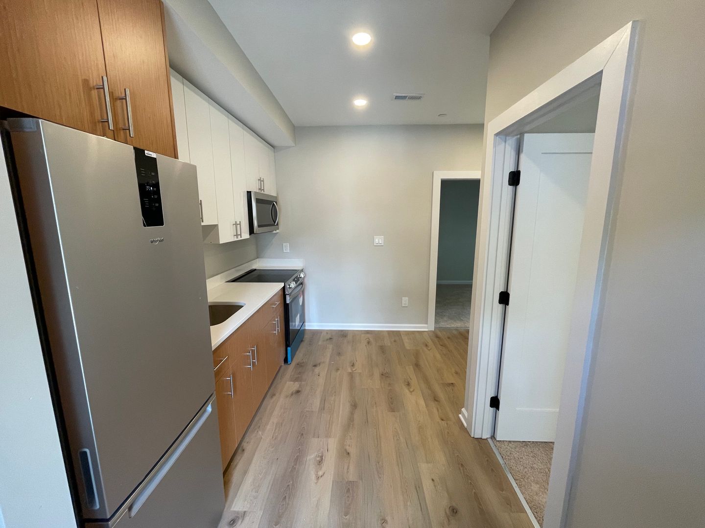 Washington Apartment: 1307 K St SE