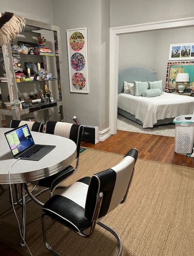 Richmond Apartment: 215-218  S Arthur Ashe Blvd