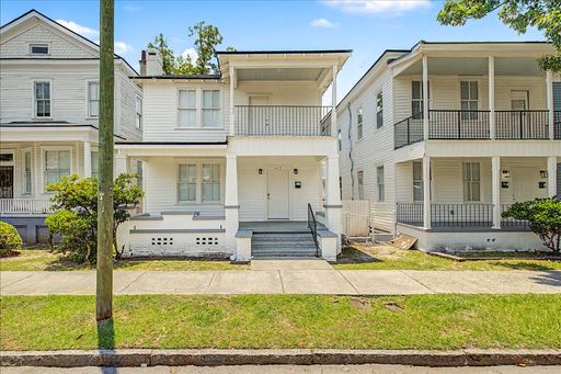 3 bedroom convenient to downtown – photo 1