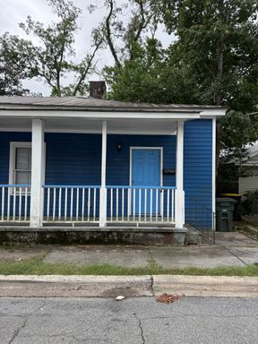 2 Bed 1 Bath Rental at 619 Kline St, Savannah, GA – photo 1