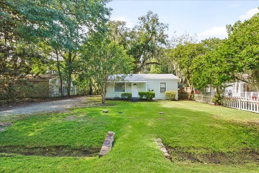 2 Bed 1 Bath Rental at 5517 Emory Drive, Savannah, GA – photo 1
