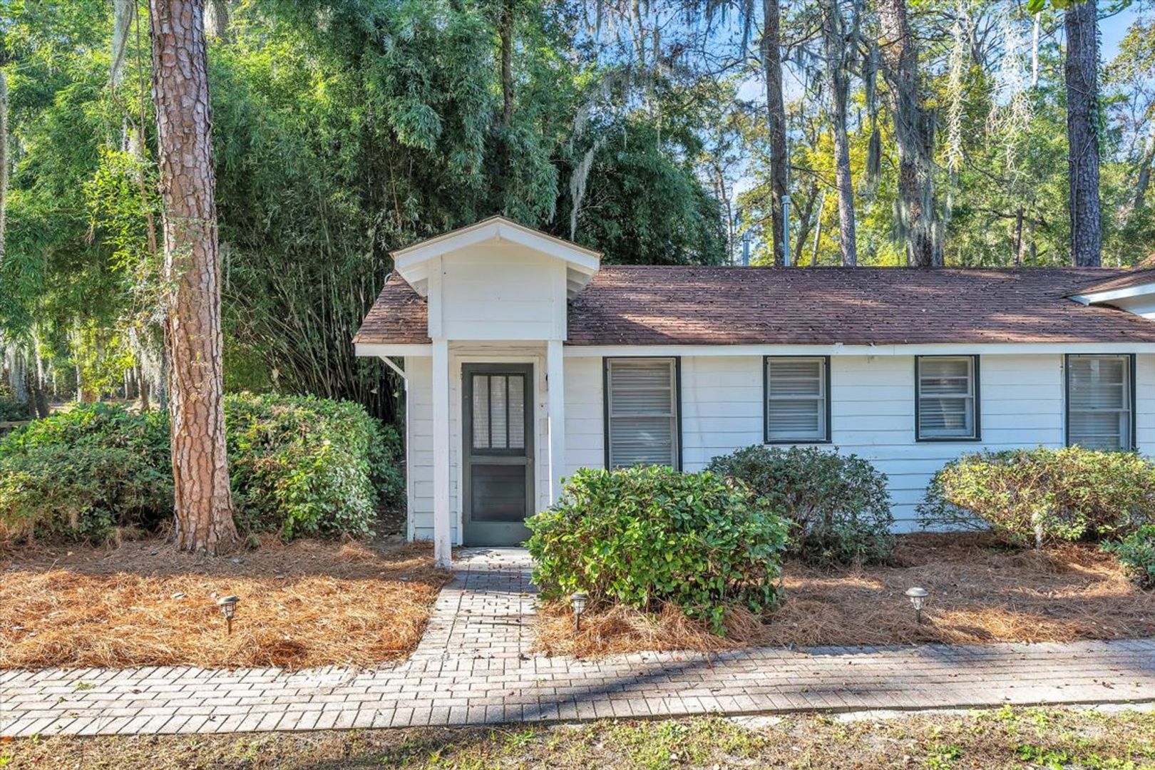 Savannah House: 3 Southwood Drive