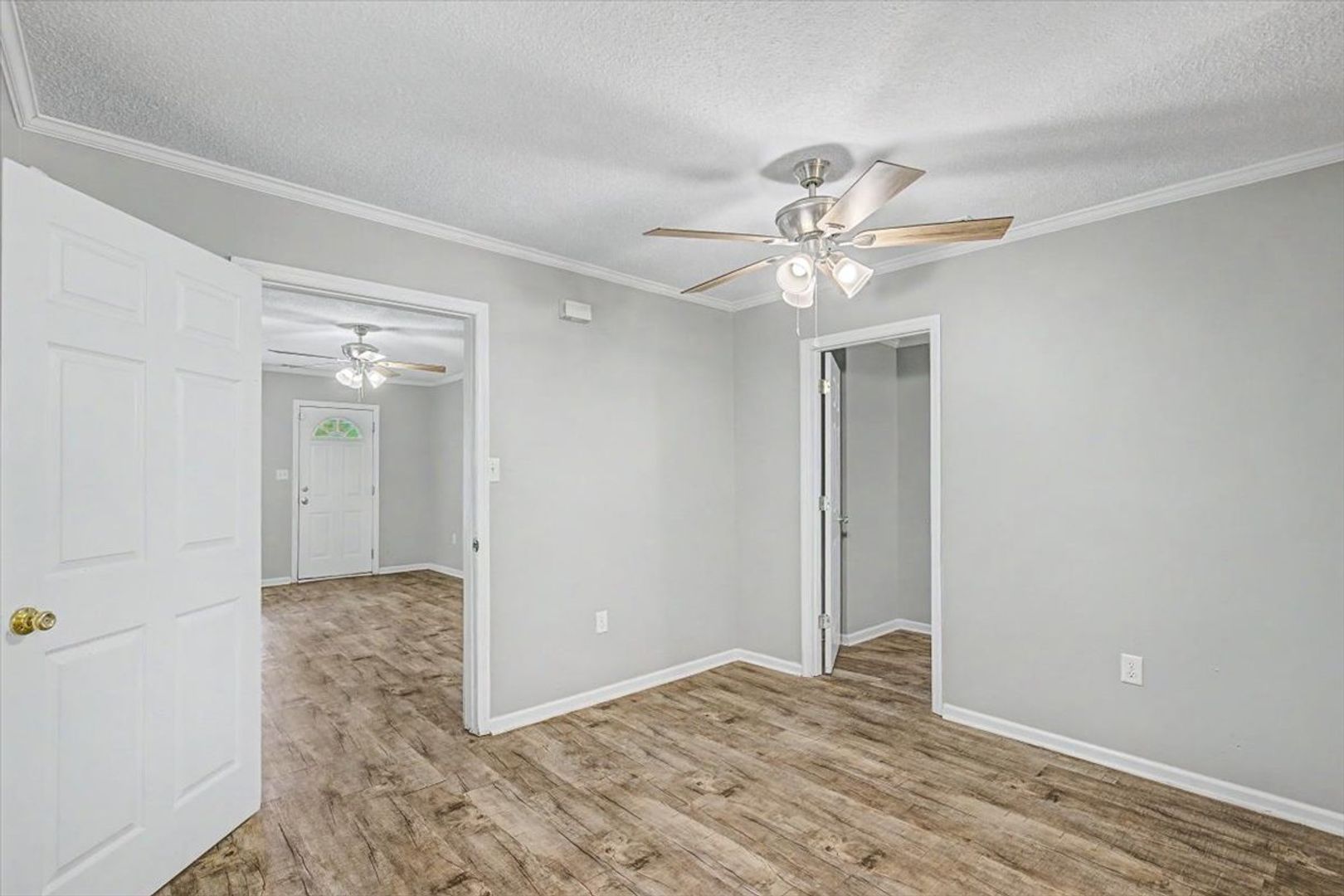 212 W 58th 8 of 12