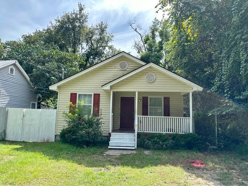 3 Bed 2 Bath Rental at 2607 Bismark Ave., Savannah, GA – photo 1