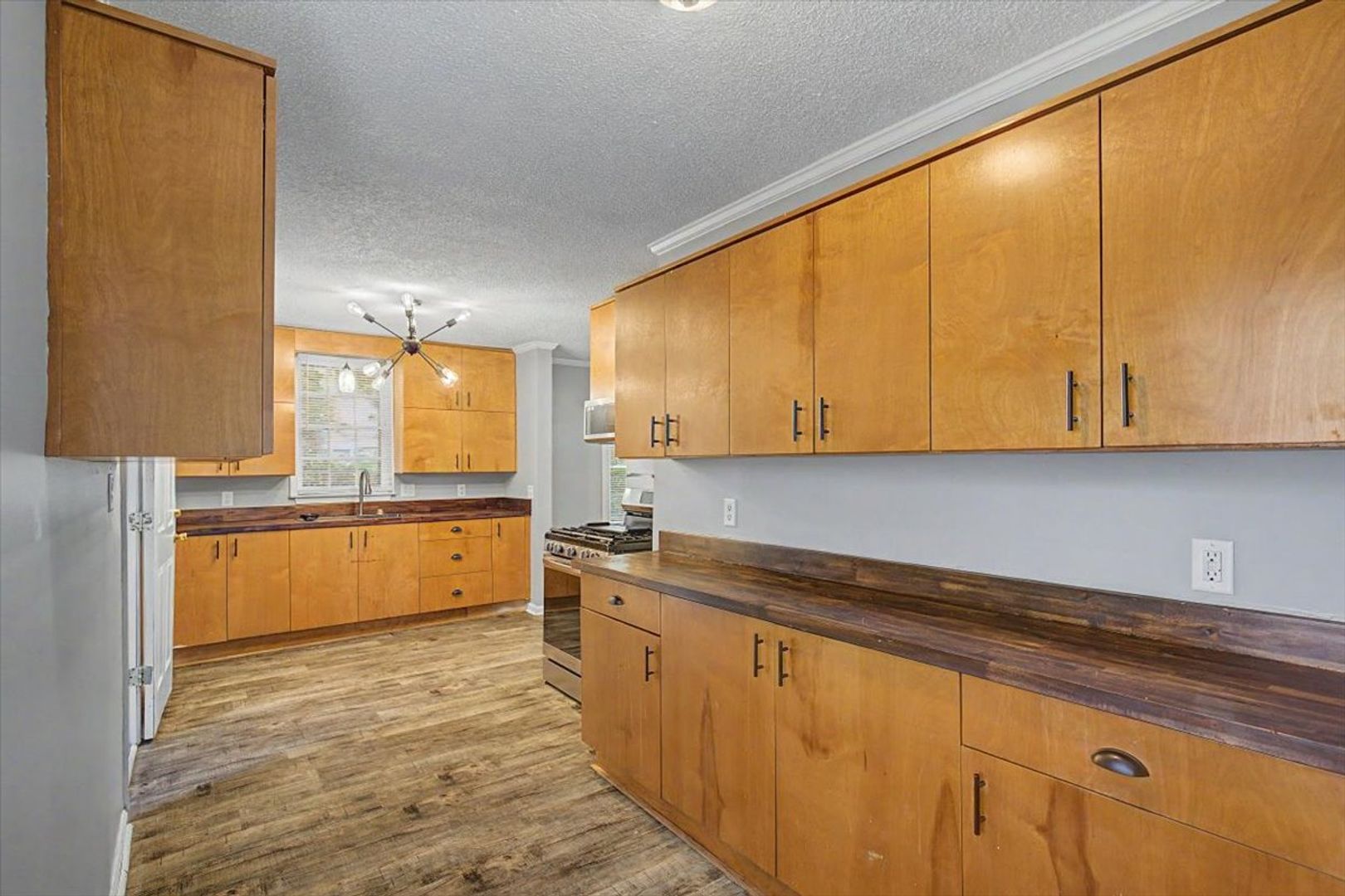 212 W 58th 12 of 12