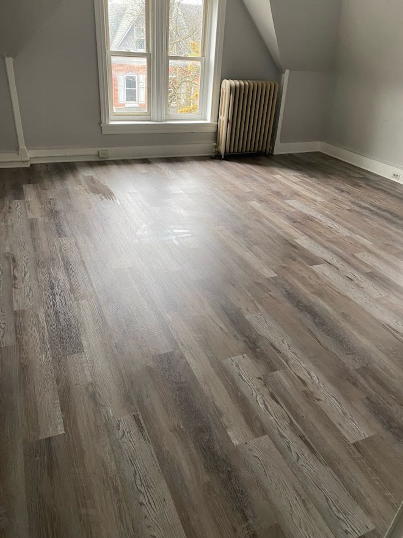 Reading Apartment: 405 Green Terrace