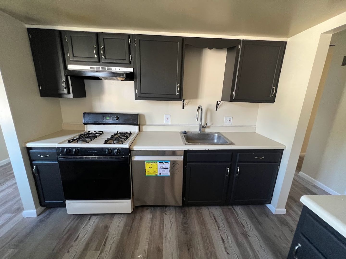 Reading House: 45-8 Holly Drive