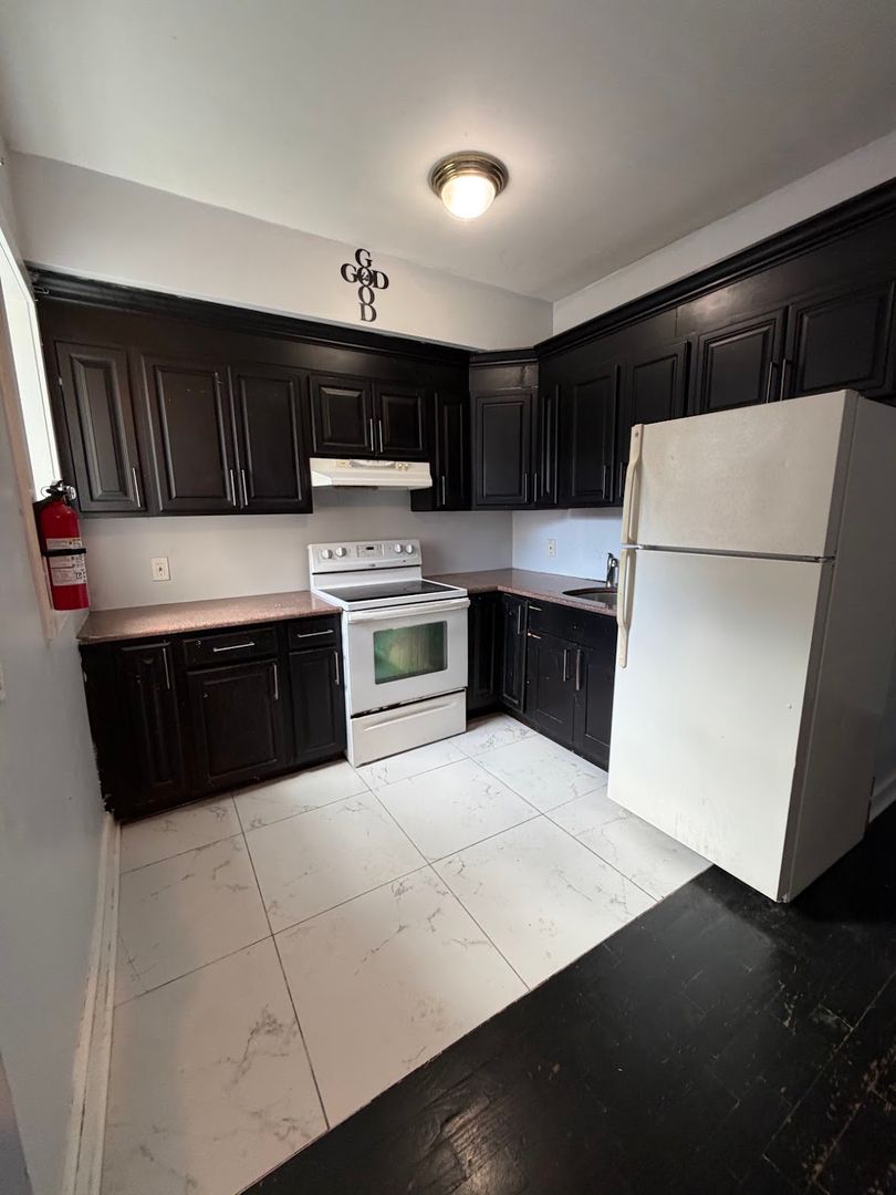 Reading Apartment: 239 S 6th