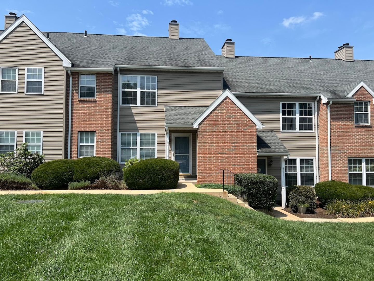 Seven Oaks Condo 