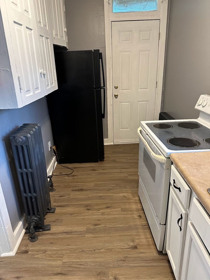 Reading Apartment: 109 Windsor Street