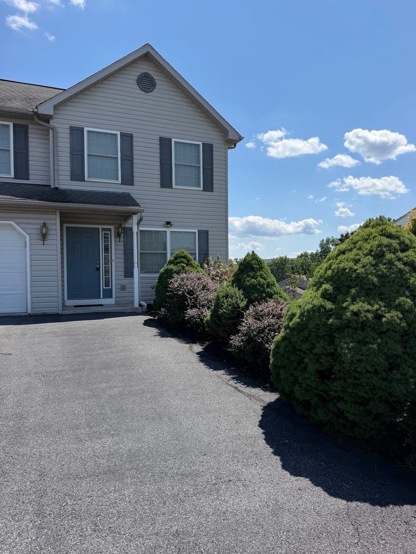 Shillington House: 1518 Ridge Avenue