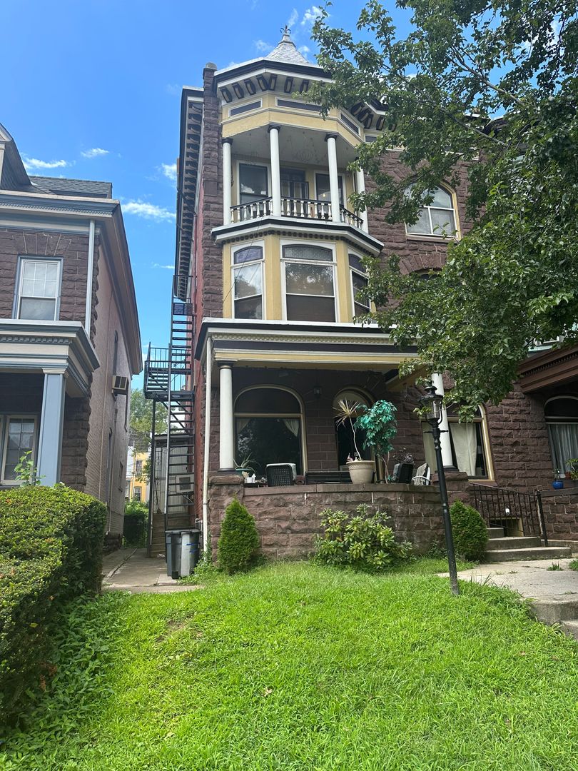 Reading Apartment: 804 N 5th Street