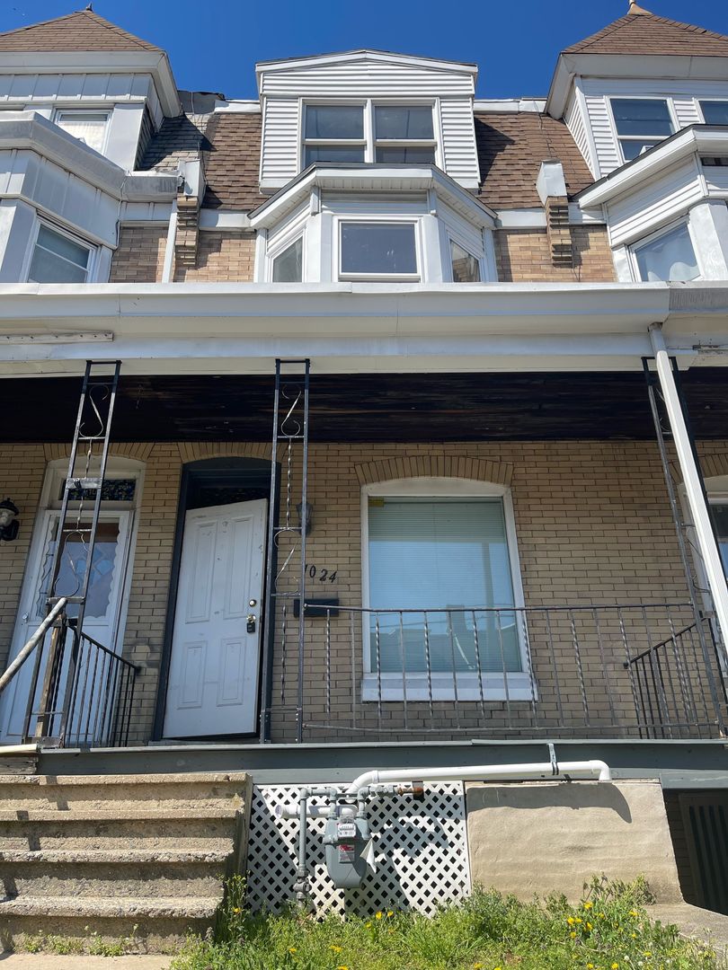 Reading House: 1024 Church St