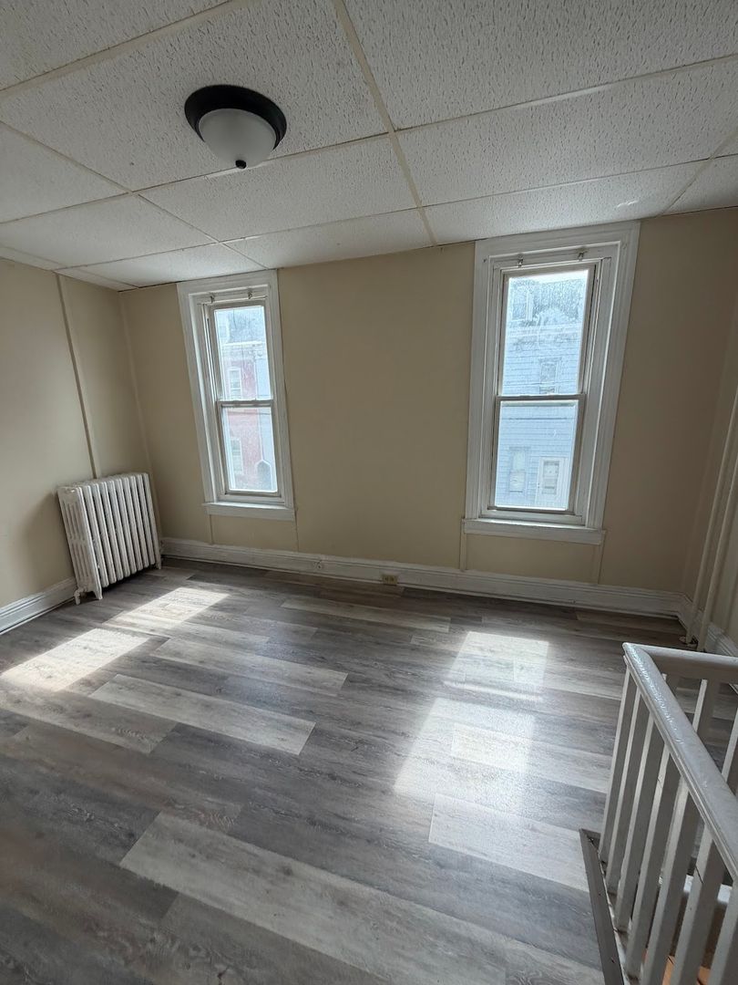 Reading Apartment: 232 Wunder Street