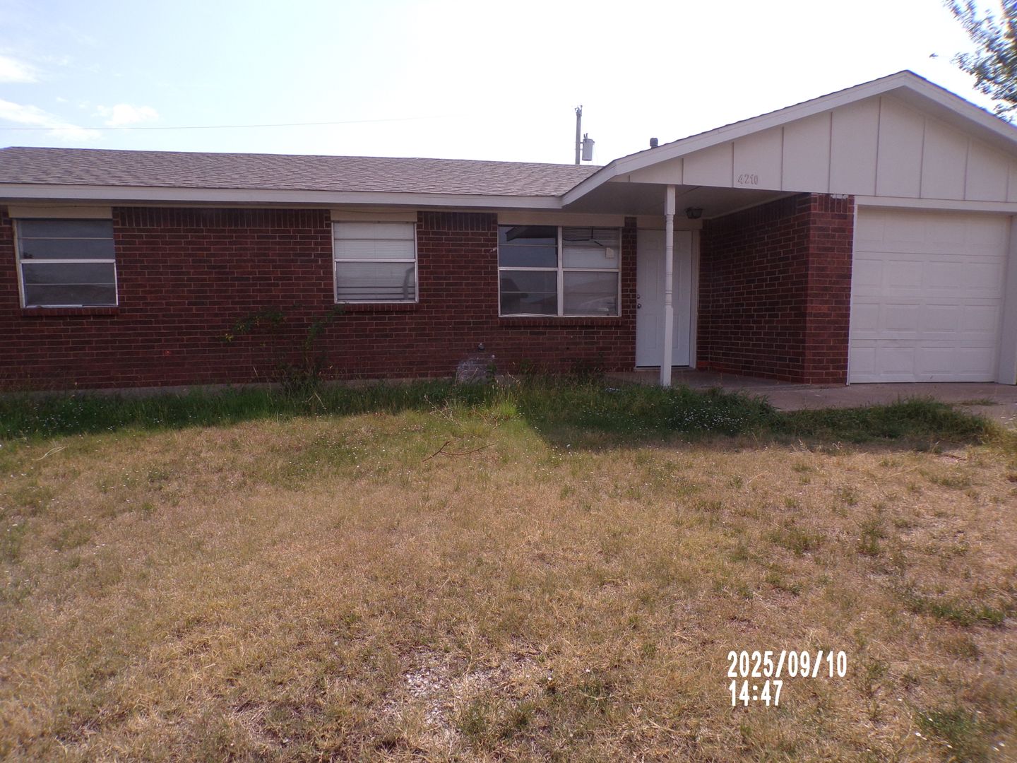 Lawton House: 4210 SW Summit Avenue