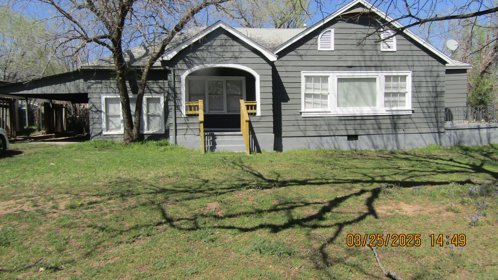 Newly renovated spacious cottage in Mountain View Subdivision!