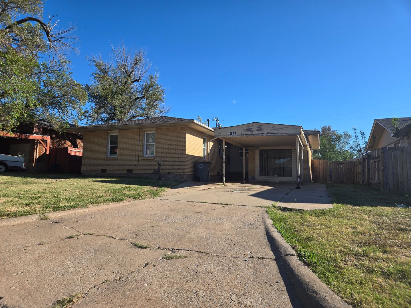 Lawton House: 3810 NW Bell Avenue