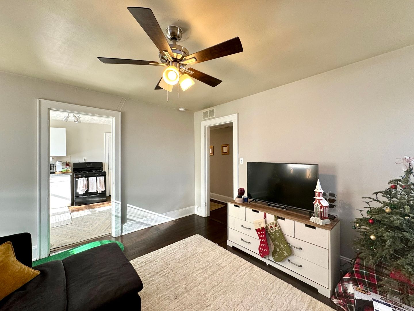 Cincinnati Apartment: 1029 Dana Ave