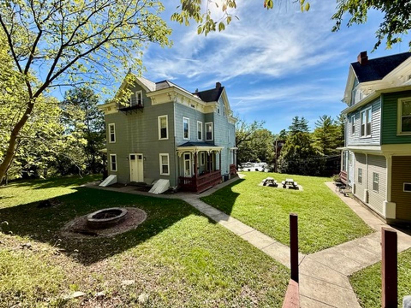 Cincinnati Apartment: 30 Conklin St