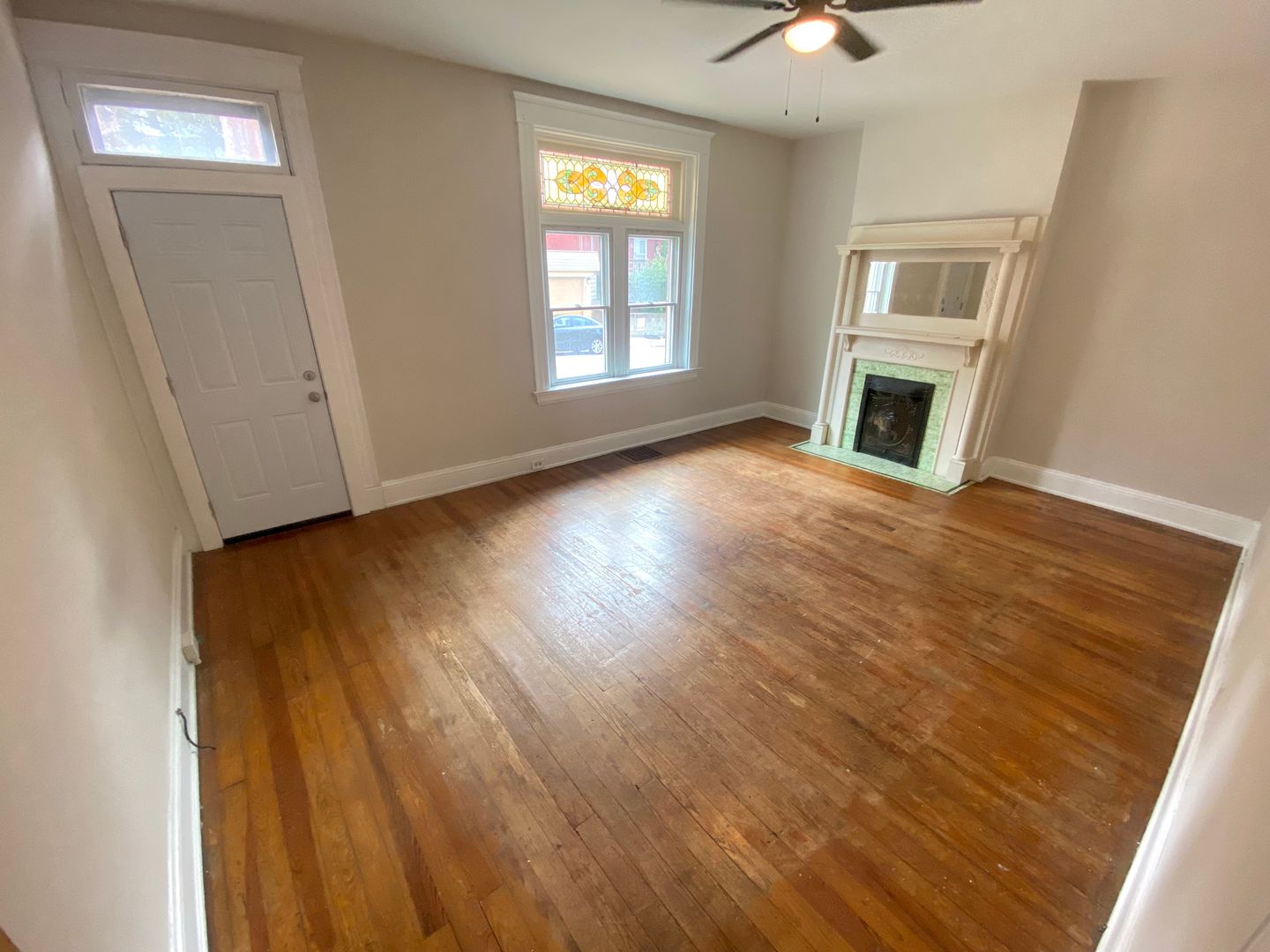 Cincinnati Apartment: 2369 Victor St