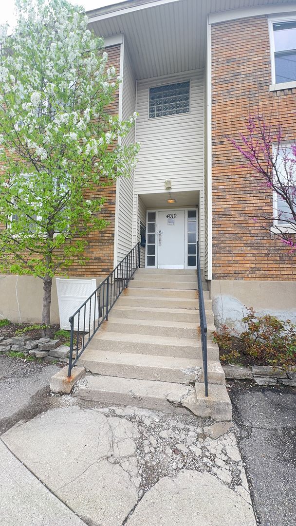 Cincinnati Apartment: 4010 Montgomery Road