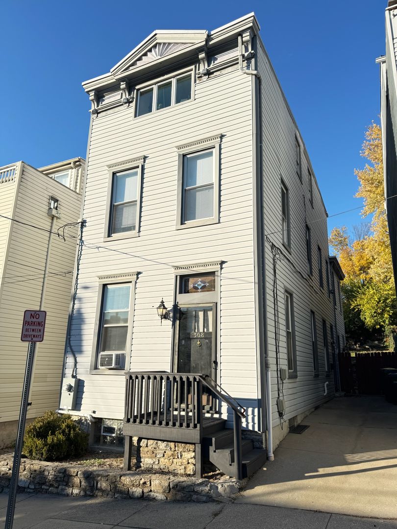 Cincinnati Apartment: 308 Klotter Ave