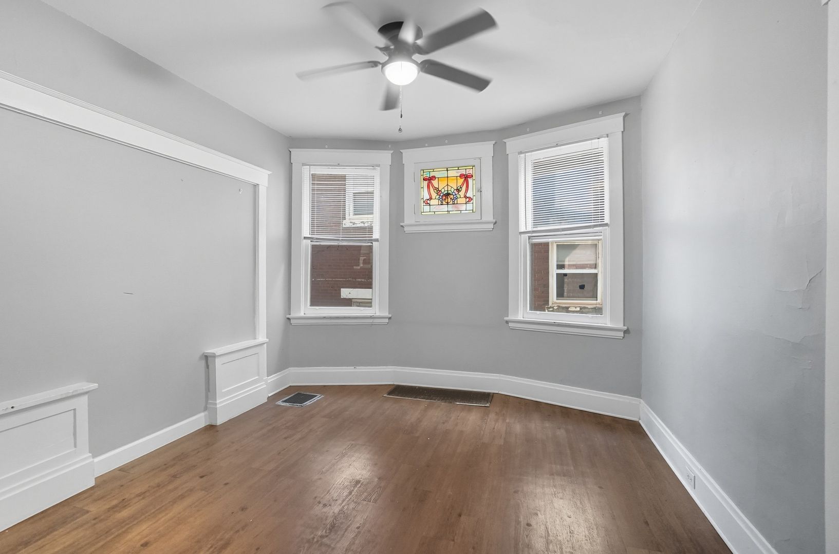 Cincinnati Apartment: 217 Emming St.