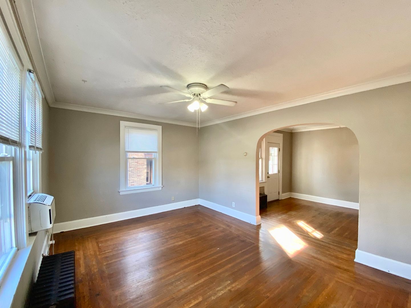 Cincinnati Apartment: 1025 Dana Ave