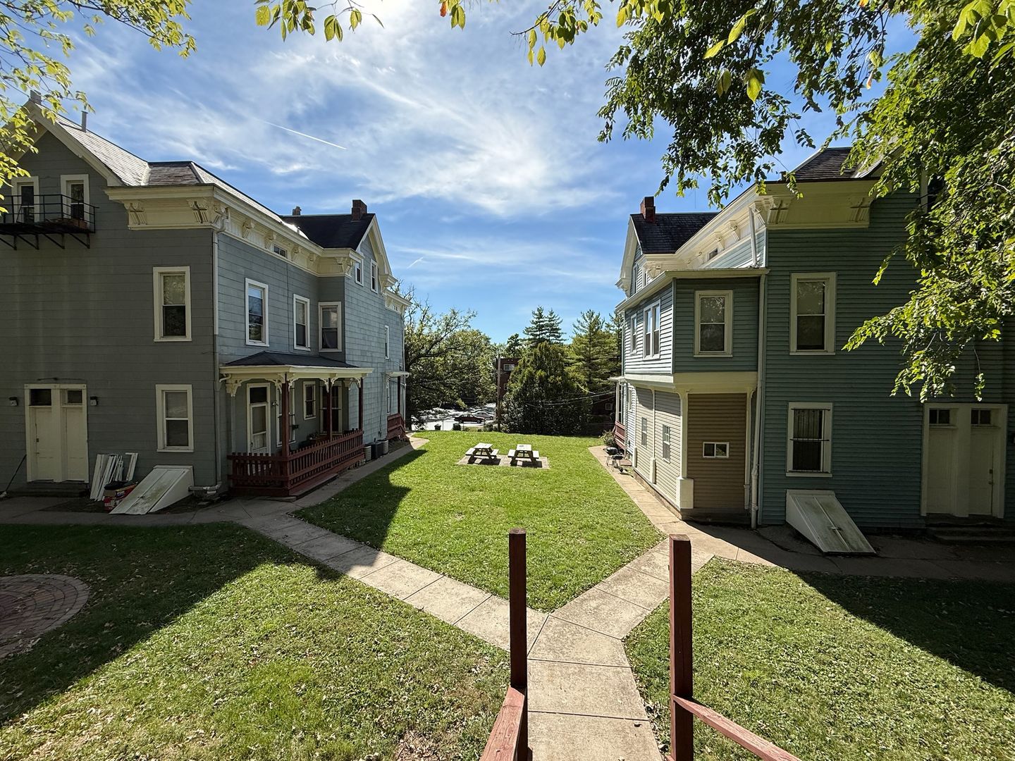 Cincinnati Apartment: 26 Conklin St.