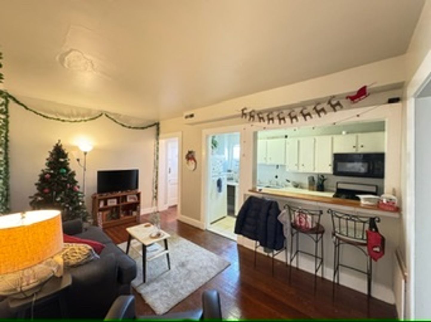 Cincinnati Apartment: 2441 Ohio Ave