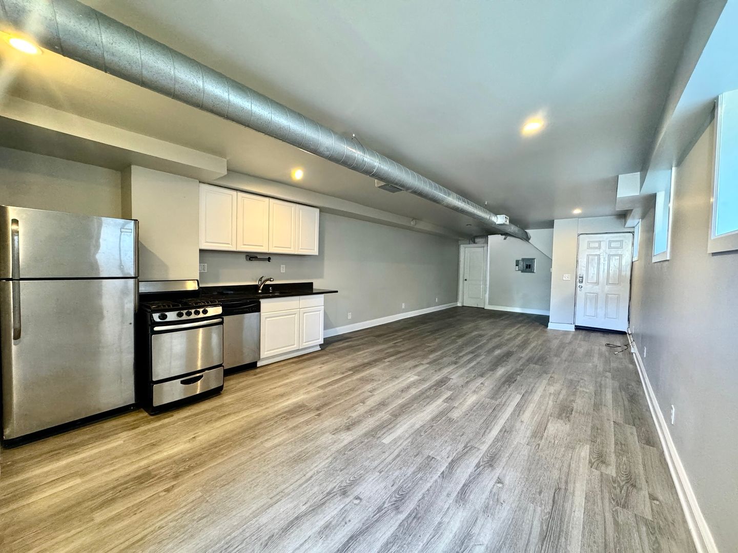 Cincinnati Apartment: 2441 Ohio Ave