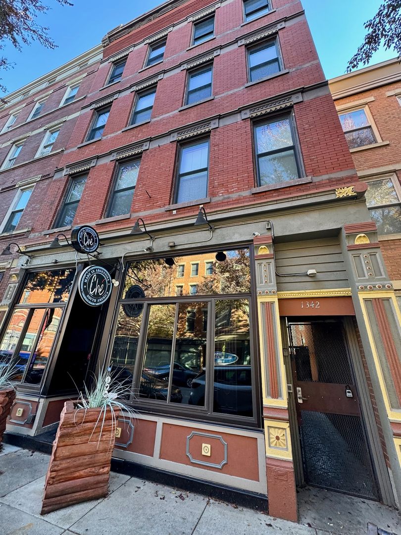 Cincinnati Apartment: 1342 Walnut Street