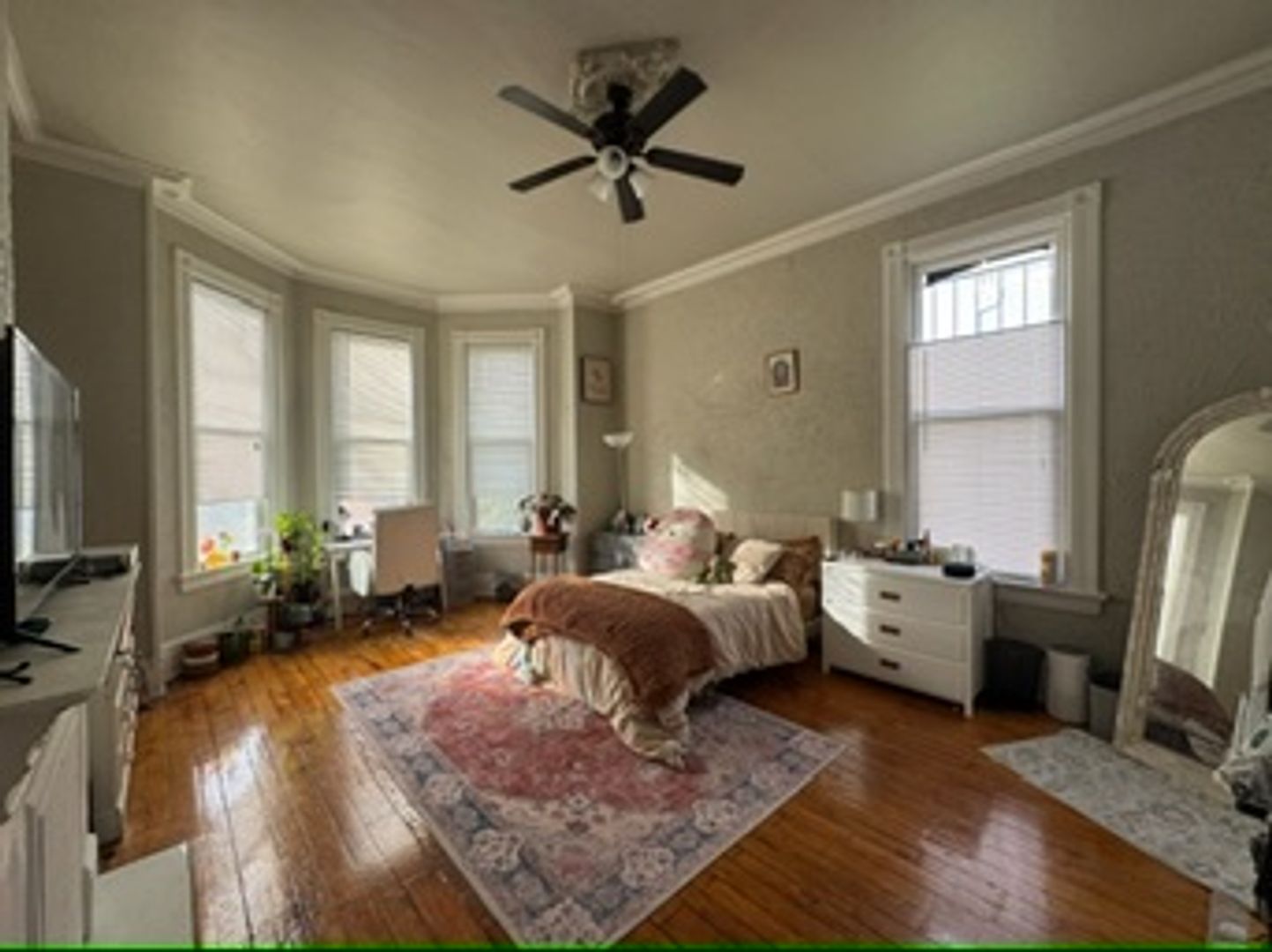 Cincinnati Apartment: 26 Conklin St.