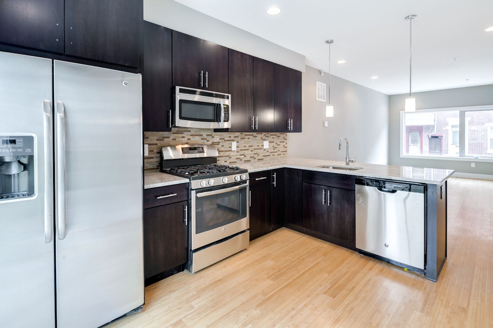 Philadelphia Townhome: 2554 Salmon St