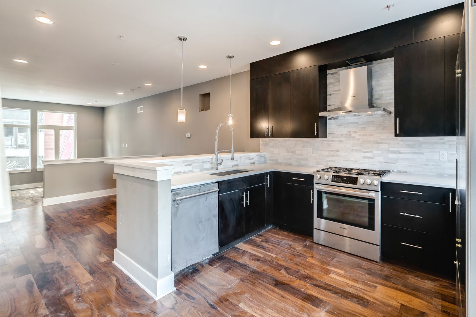 Philadelphia House: 702-12 North Front Street