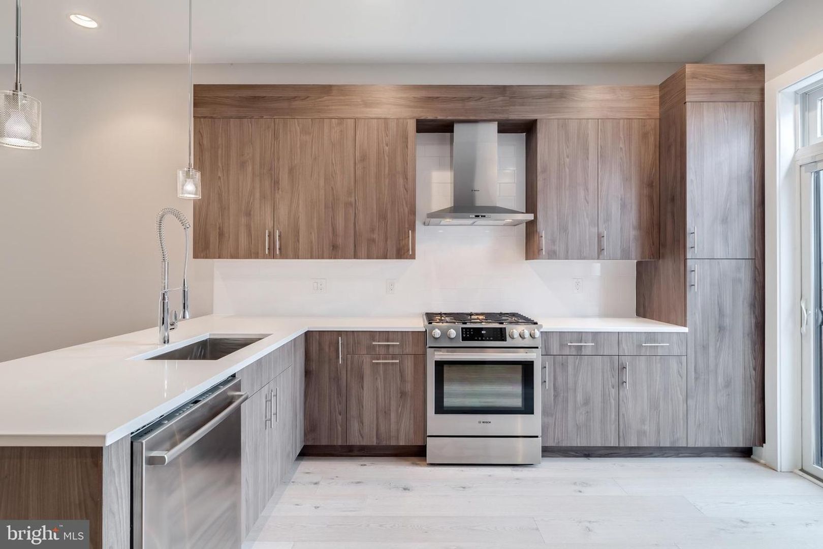 Philadelphia House: 619 North 4th Street
